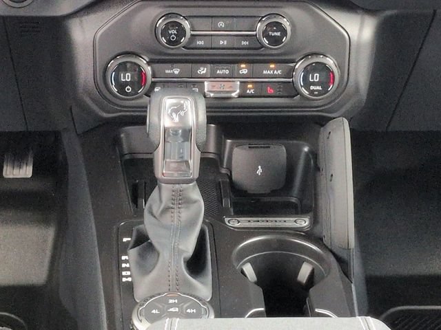 Certified 2026 Ford Bronco Badlands AWD/4WD image 19