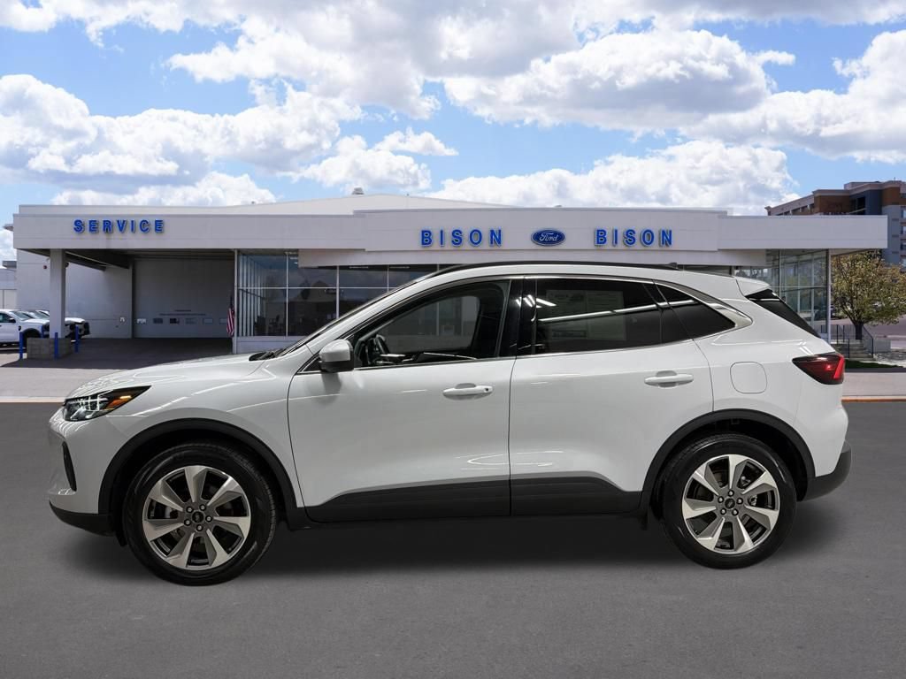 Certified 2025 Ford Escape Platinum AWD/4WD image 6