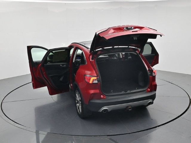 Certified 2022 Ford Escape Titanium w/ Class II Trailer Tow Package AWD/4WD image 44