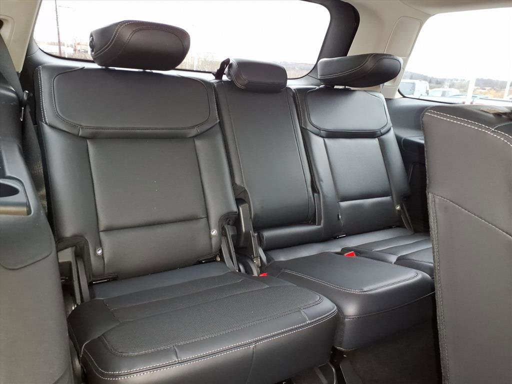 Certified 2025 Ford Expedition Platinum w/ Driver's Package image 11