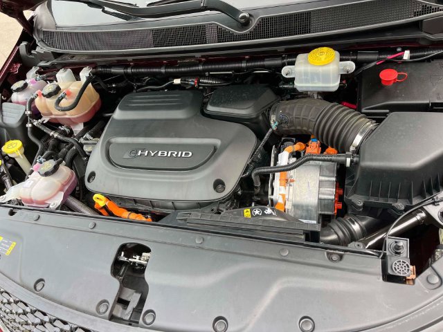 Used 2022 Chrysler Pacifica Touring-L FWD image 13