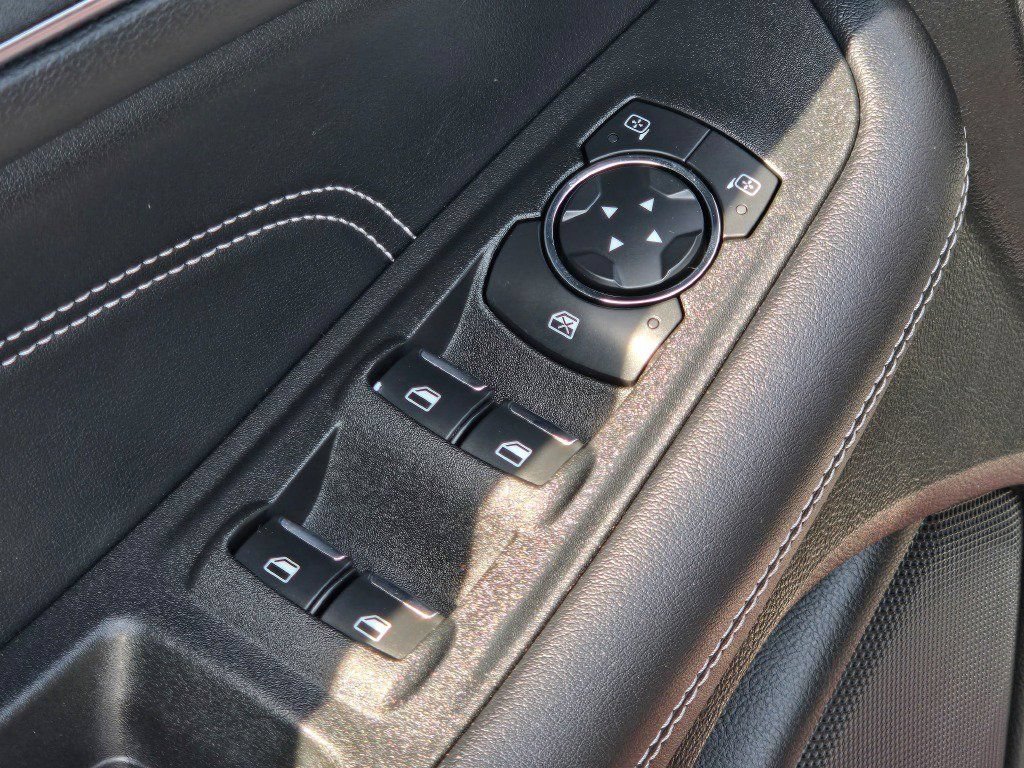 Certified 2022 Ford Edge Titanium AWD/4WD image 21