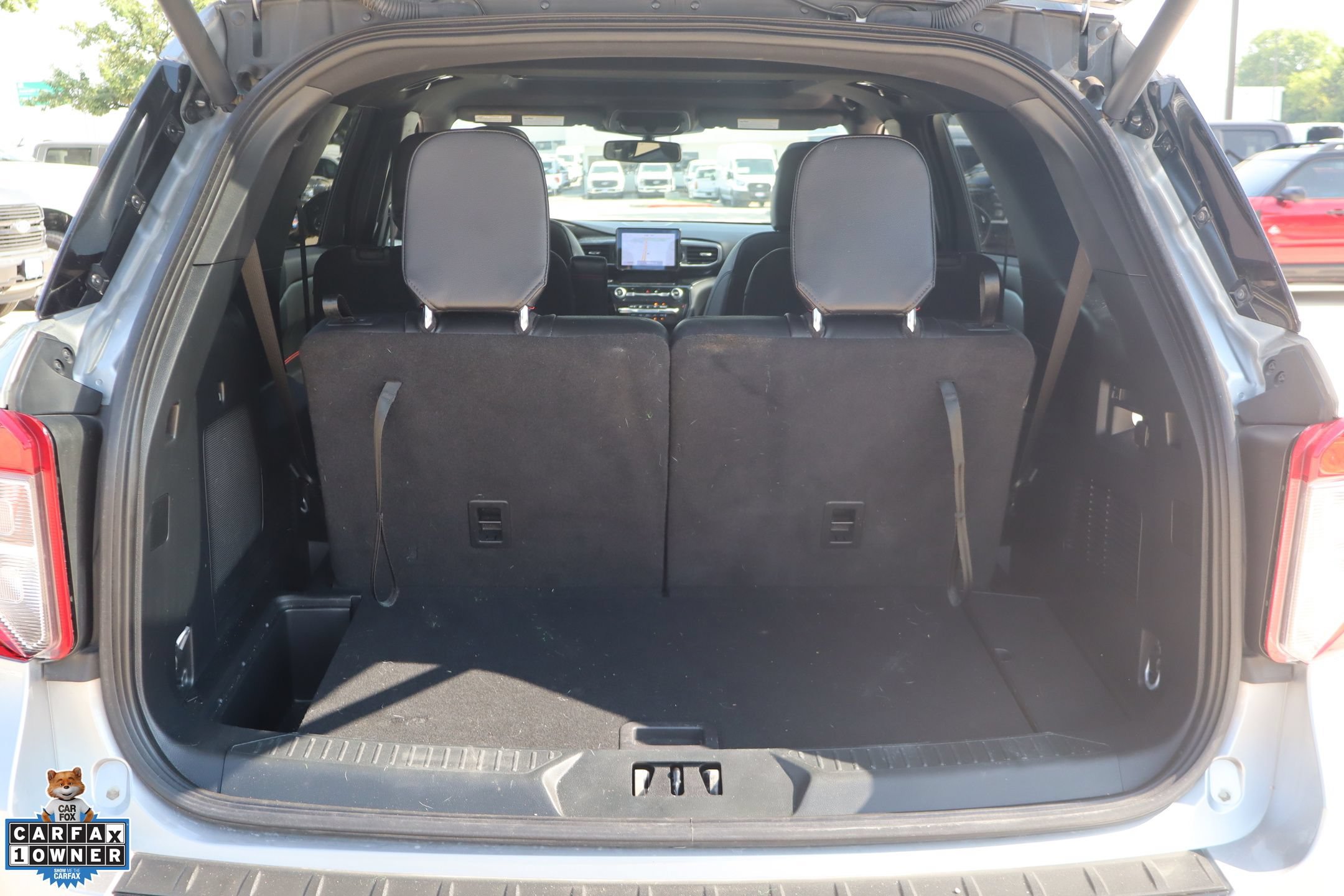 Certified 2023 Ford Explorer ST-Line w/ Class IV Trailer Tow Package RWD image 27