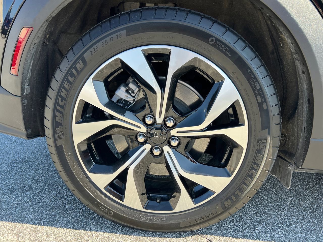 Certified 2025 Ford Mustang Mach-E Select image 21