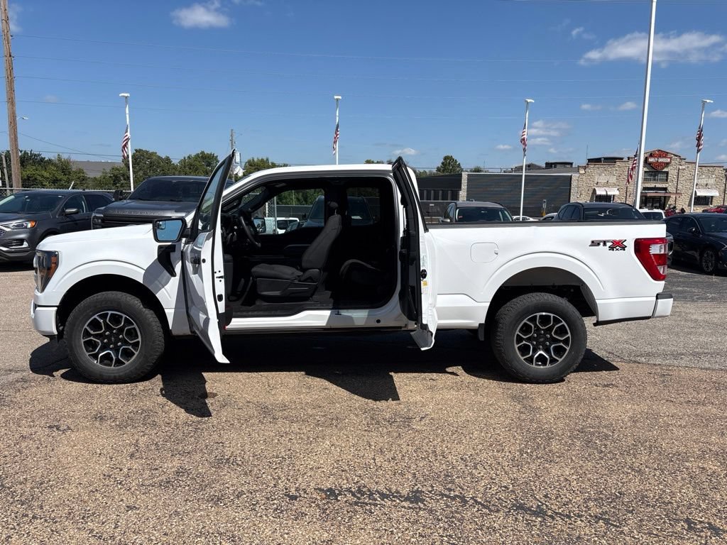 Certified 2023 Ford F150 XL w/ STX Appearance Package AWD/4WD image 4