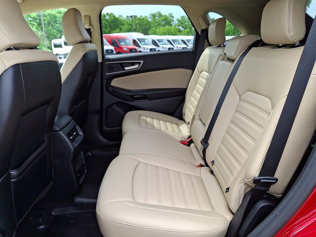 Certified 2023 Ford Edge SEL w/ Convenience Package AWD/4WD image 11