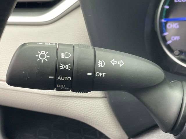 Used 2020 Toyota RAV4 XLE w/ Convenience Package image 26