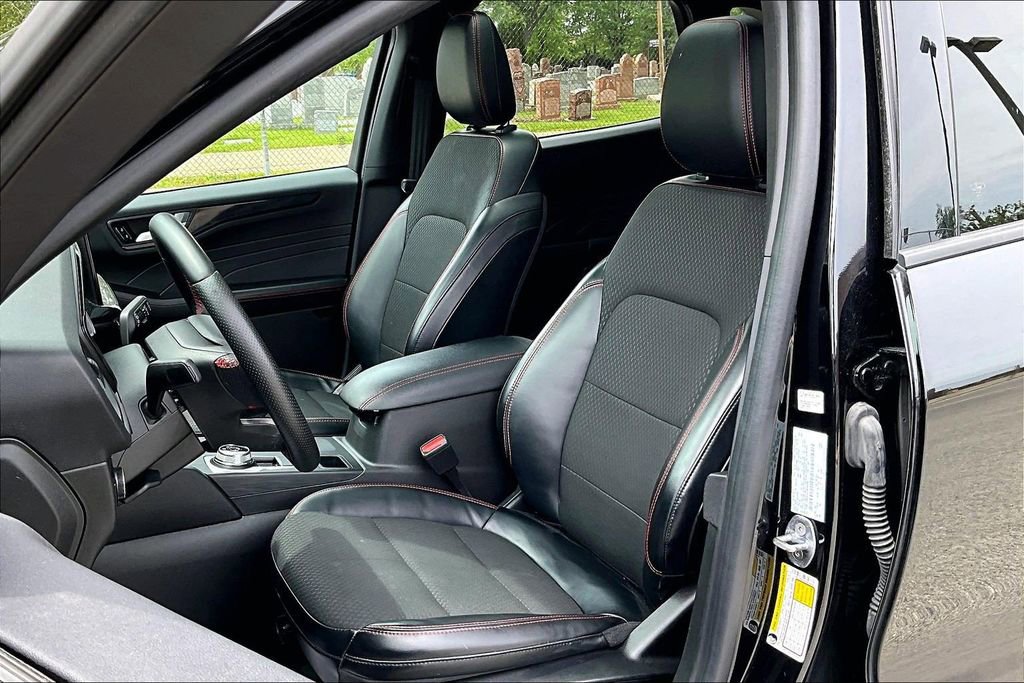Certified 2023 Ford Escape ST-Line Select w/ Tech Pack #2 AWD/4WD image 24