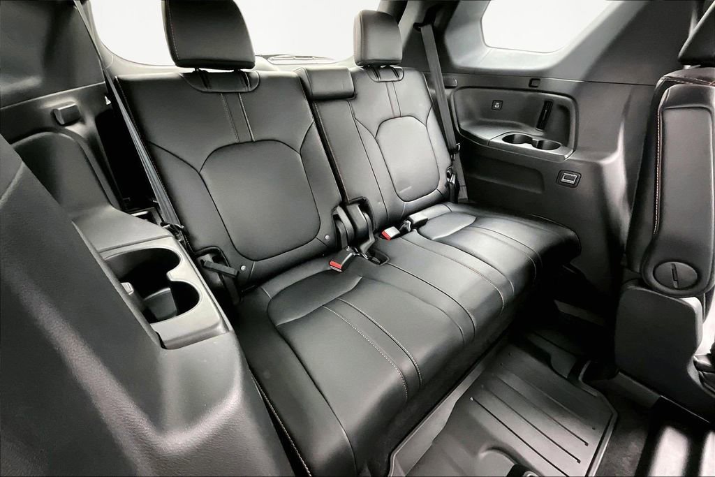 Used 2023 Honda Pilot TrailSport image 28