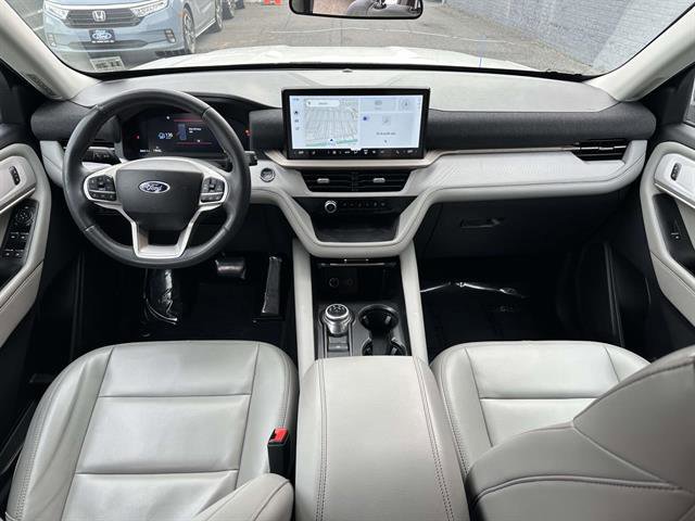 Certified 2025 Ford Explorer Active w/ Active Comfort Package image 12
