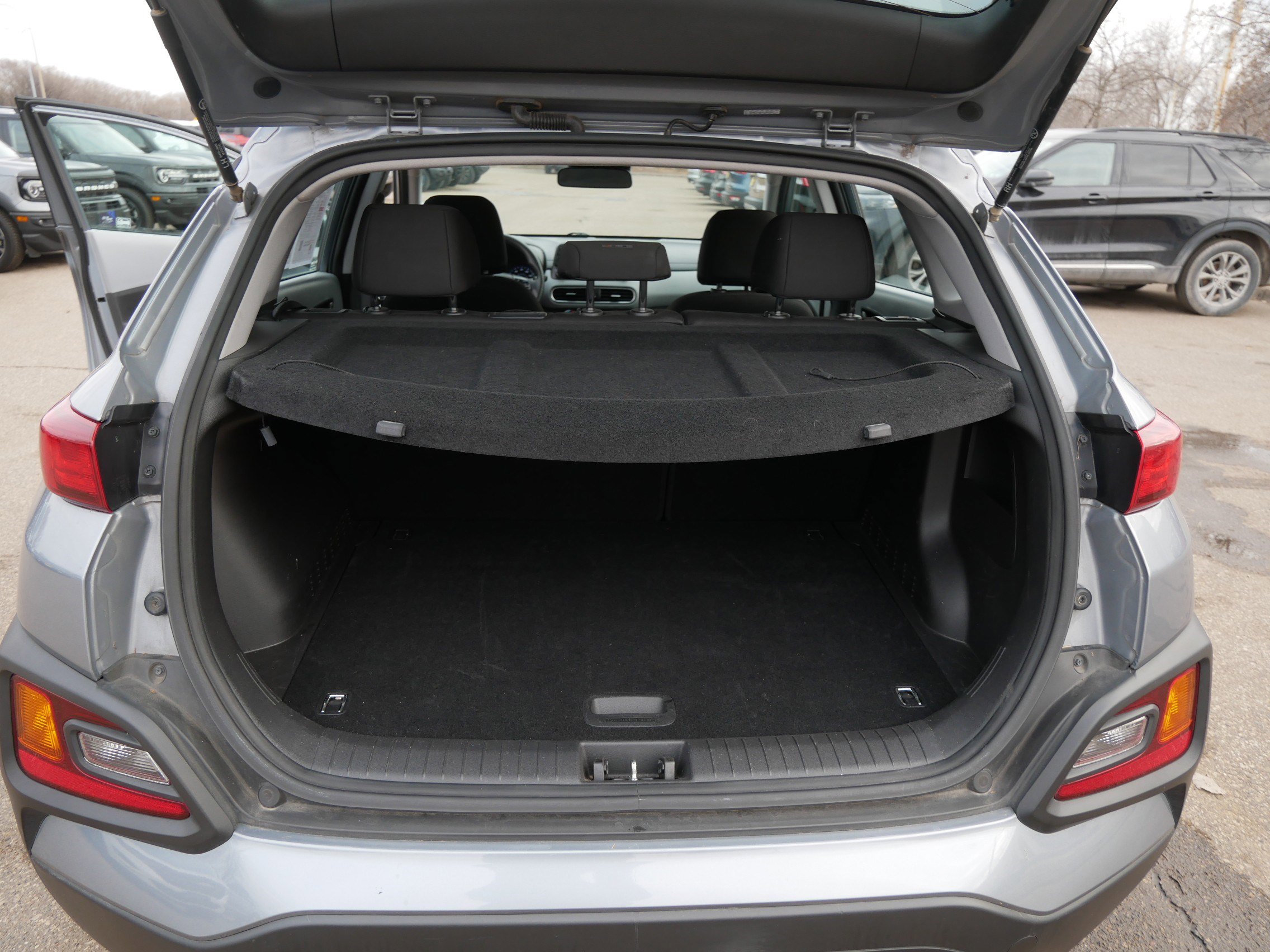 Used 2021 Hyundai Kona SE image 18