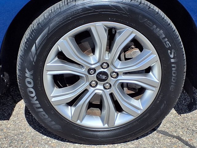Certified 2023 Ford Edge Titanium AWD/4WD image 29