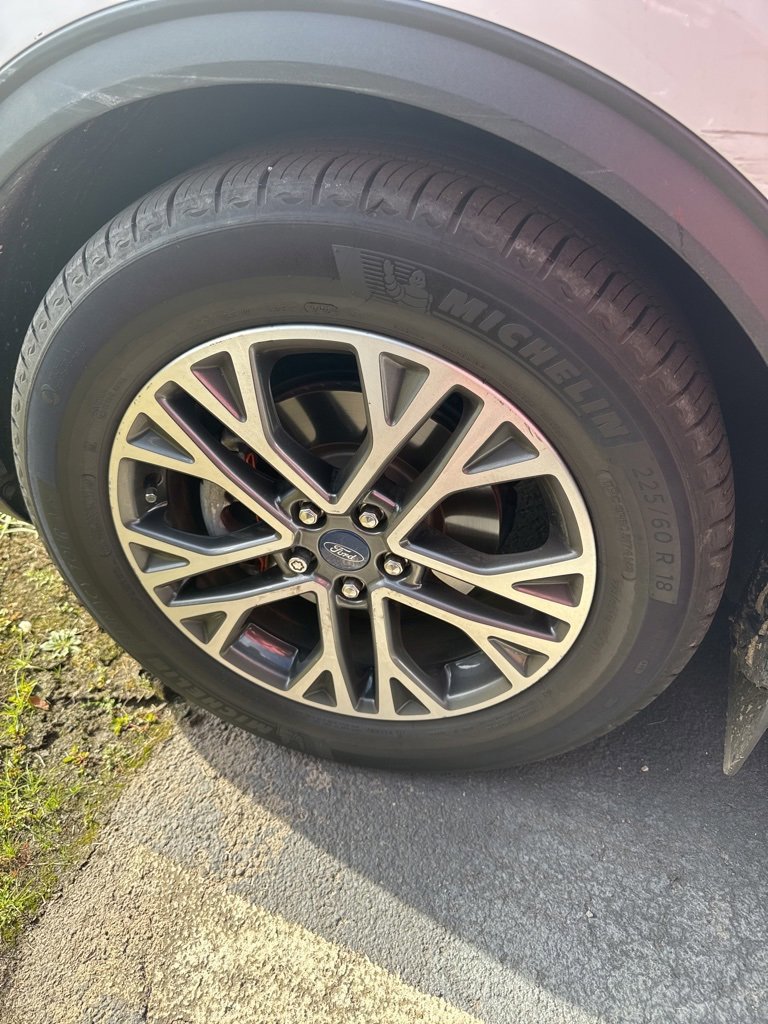 Certified 2021 Ford Escape SEL w/ Technology Package image 9