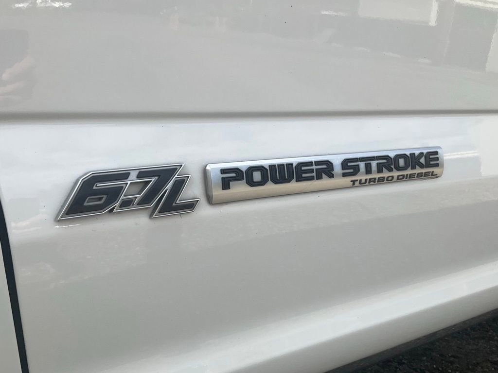Certified 2022 Ford F350 Platinum w/ FX4 Off-Road Package image 24