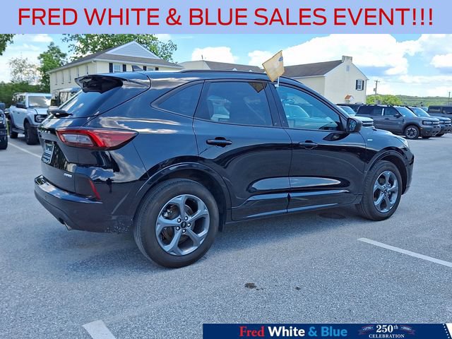 Certified 2023 Ford Escape ST-Line w/ Tech Pack #1 AWD/4WD image 11