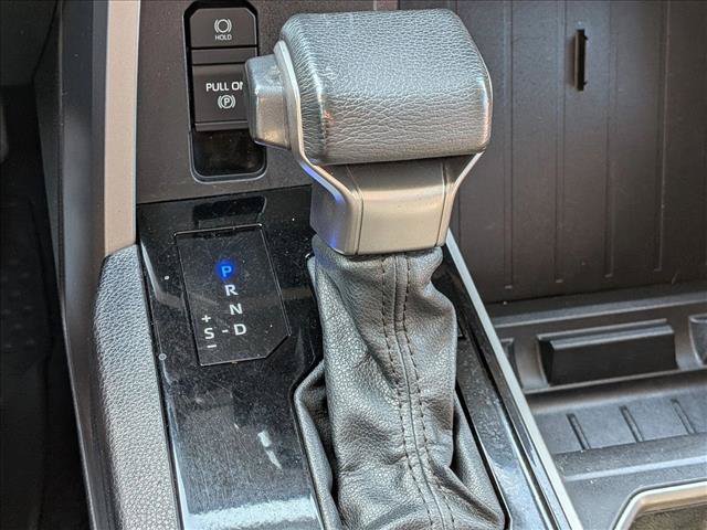 Used 2022 Toyota Tundra SR5 w/ SR5 Premium Package AWD/4WD image 12