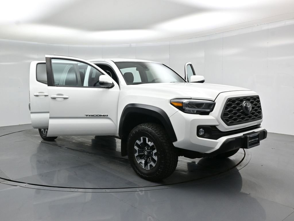 Used 2023 Toyota Tacoma TRD Off-Road image 53
