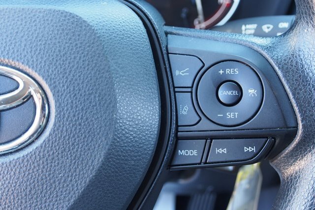 Used 2024 Toyota RAV4 LE FWD image 23