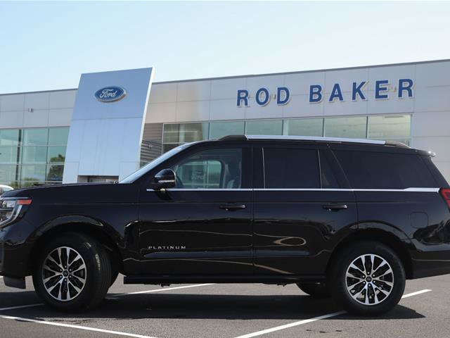 Certified 2025 Ford Expedition Platinum AWD/4WD image 8