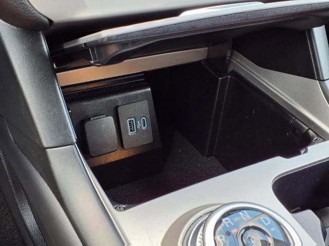 Certified 2023 Ford Explorer XLT image 23