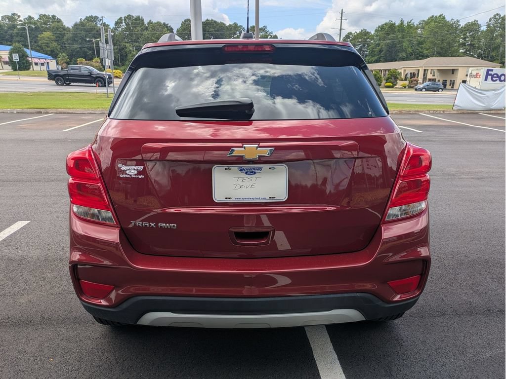 Used 2022 Chevrolet Trax LT w/ LT Convenience Package AWD/4WD image 6