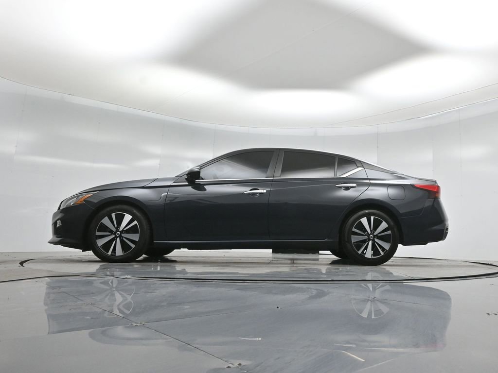 Used 2022 Nissan Altima 2.5 SV image 21