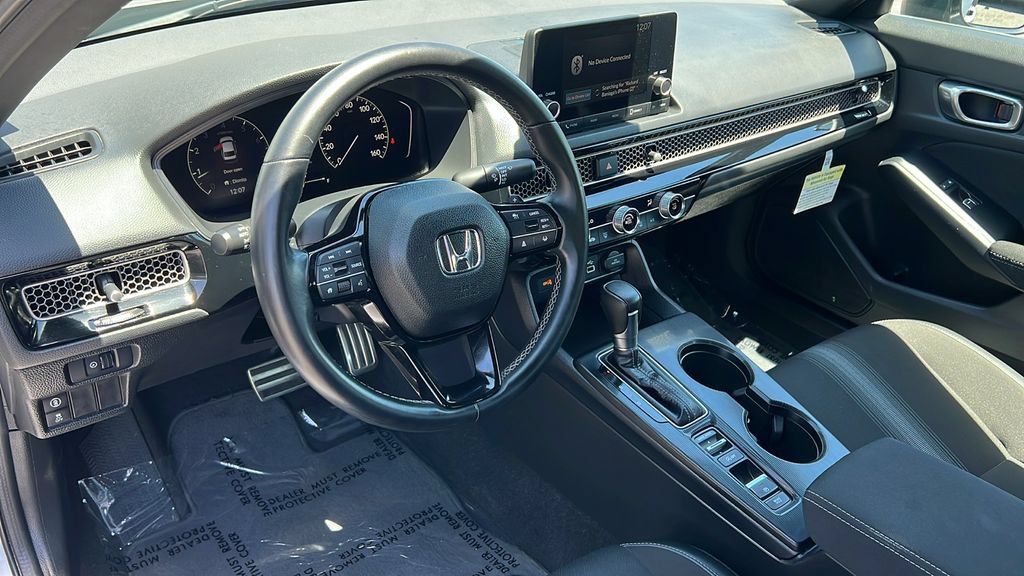 Used 2023 Honda Civic Sport image 11