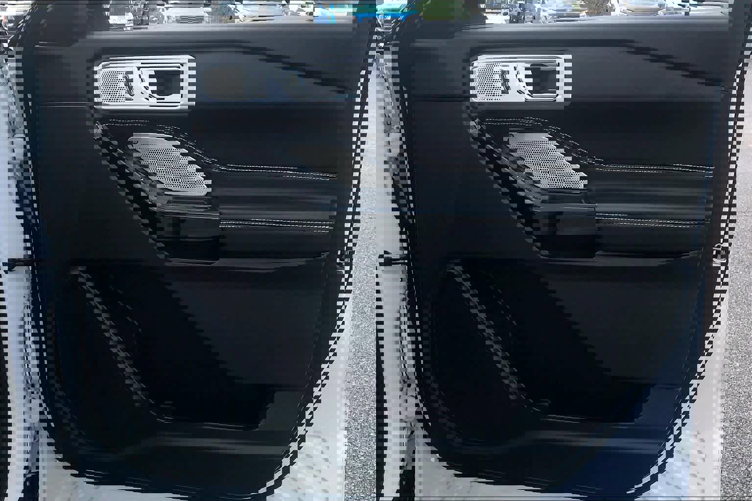 Certified 2022 Ford Explorer ST w/ Equipment Group 401A image 21