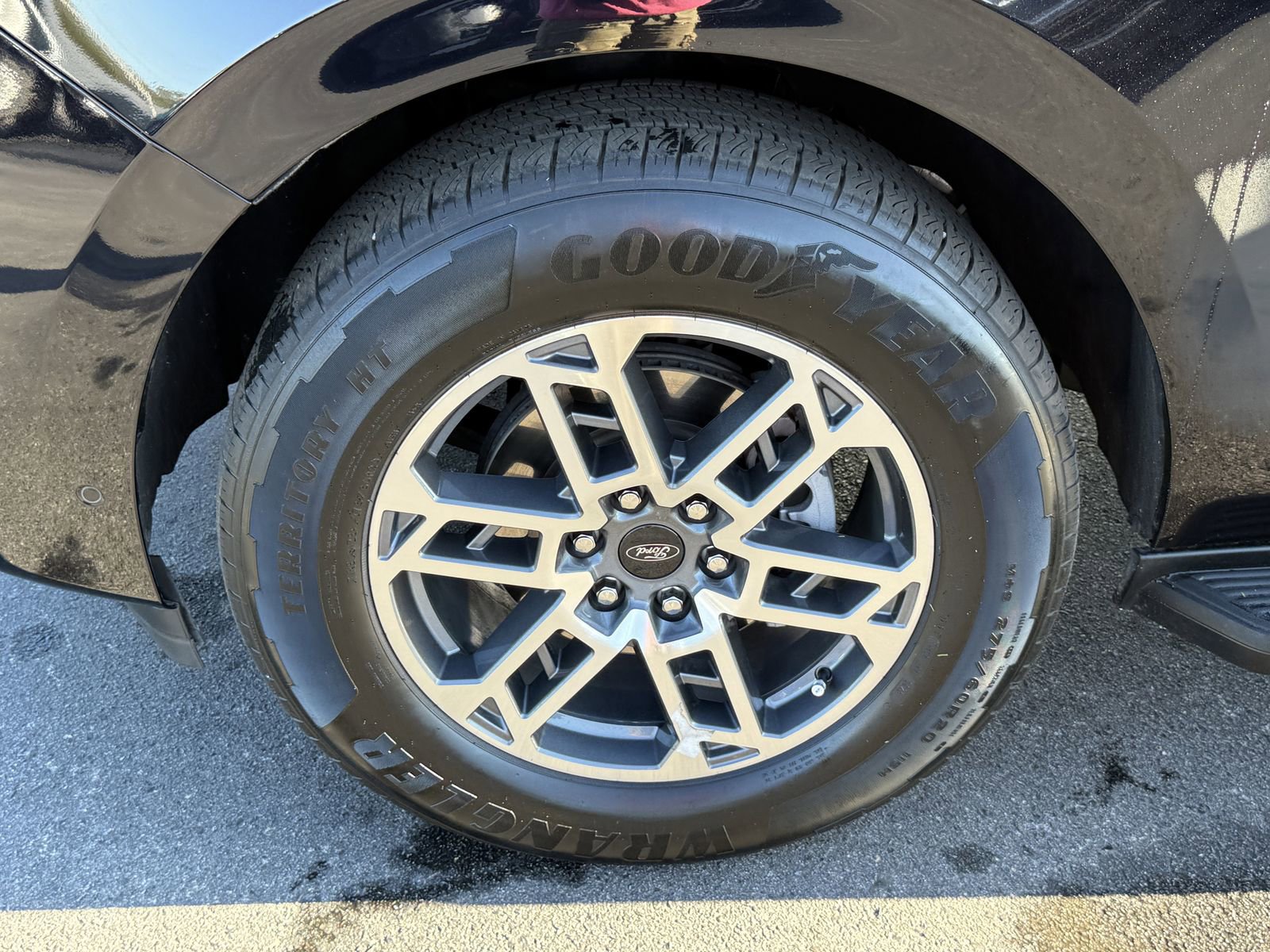 Certified 2025 Ford Expedition Active image 33