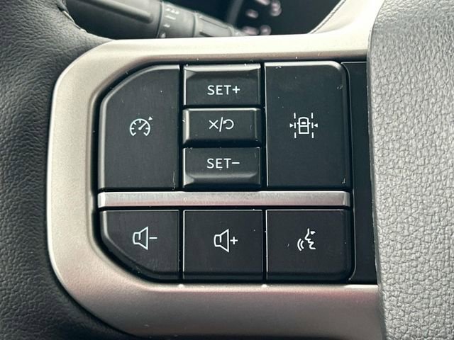 Certified 2023 Ford Expedition XLT image 32