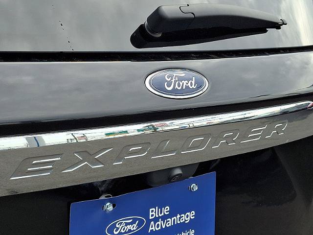 Certified 2024 Ford Explorer XLT w/ Equipment Group 202A AWD/4WD image 30