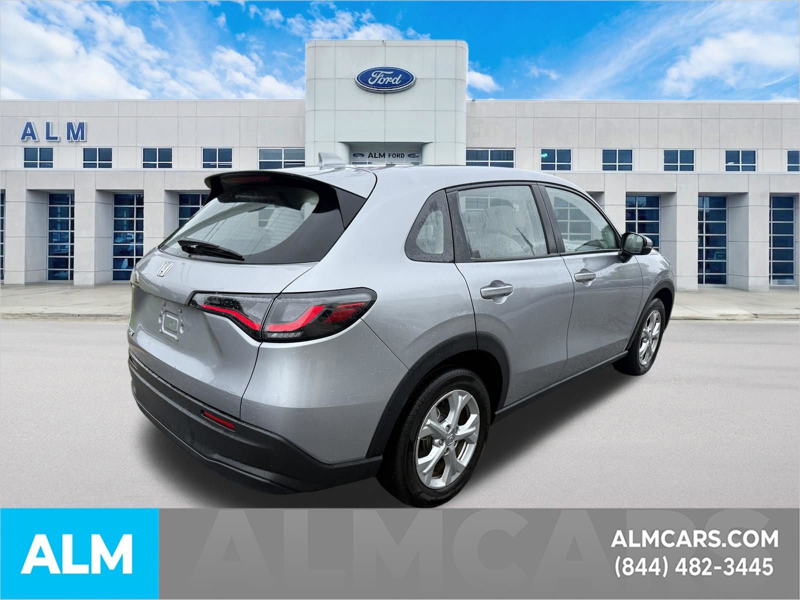 Used 2023 Honda HR-V LX image 5
