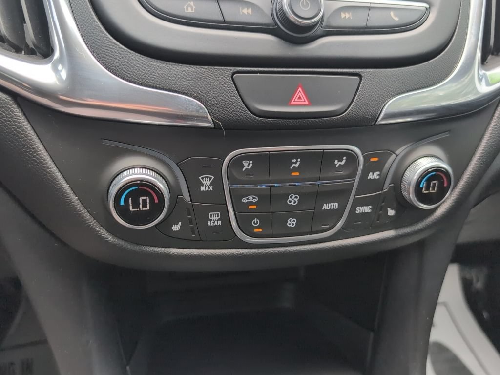 Used 2019 Chevrolet Equinox LT AWD/4WD image 16