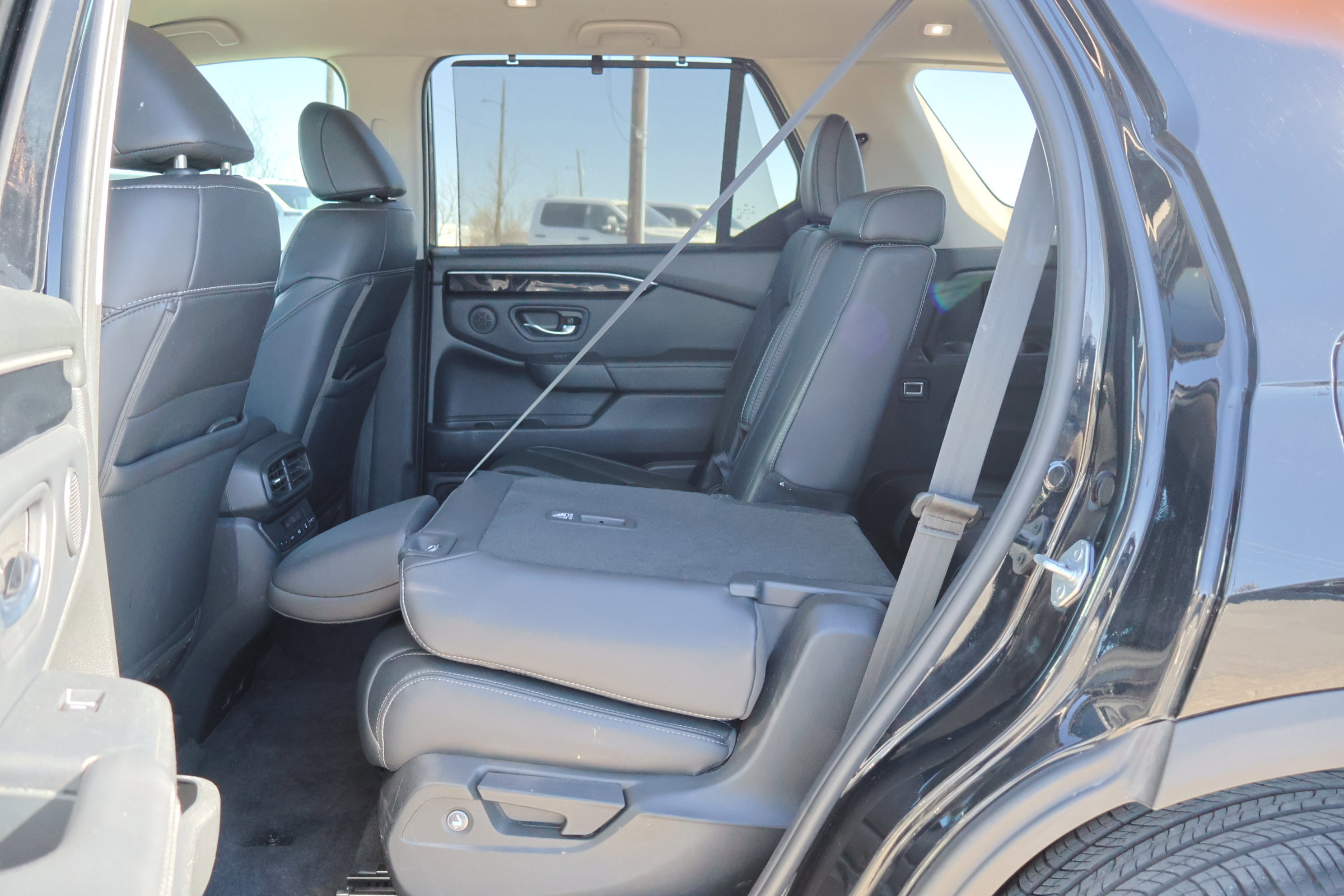Used 2023 Honda Pilot EX-L image 31