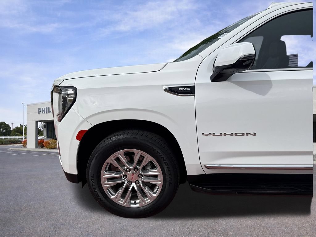 Used 2022 GMC Yukon XL SLT w/ SLT Premium Package AWD/4WD image 36