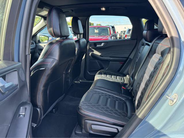 Certified 2023 Ford Escape ST-Line Elite w/ Premium Technology Package AWD/4WD image 11
