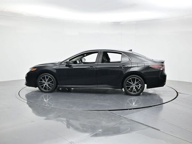 Used 2023 Toyota Camry SE w/ Convenience Package FWD image 7