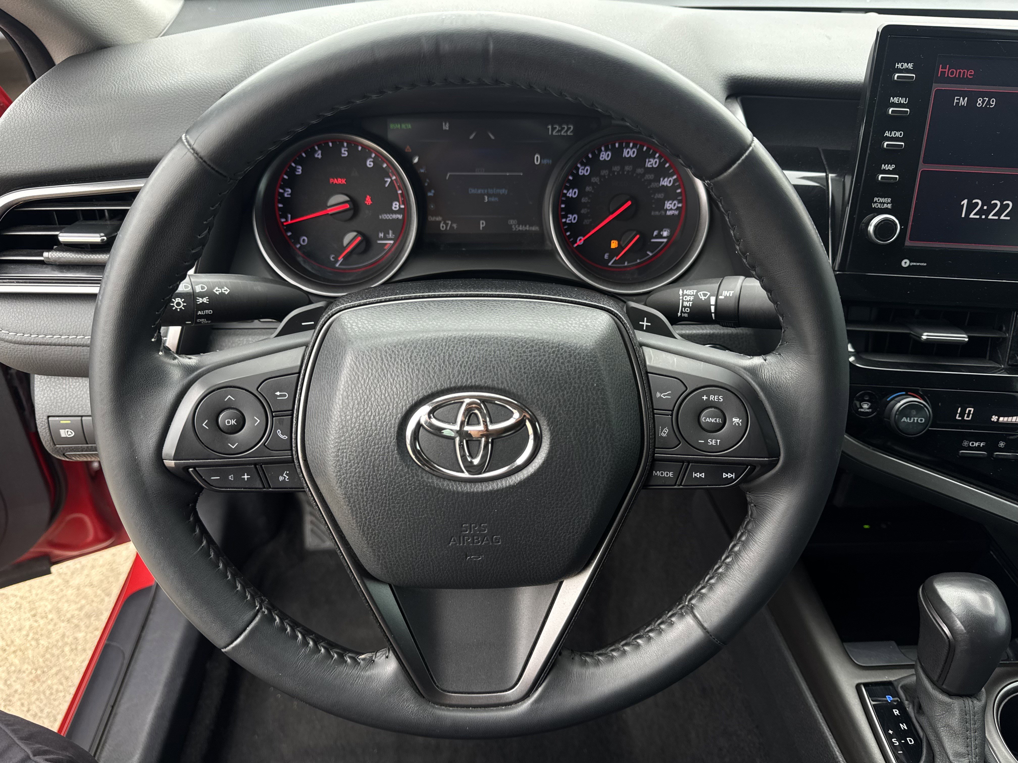 Used 2022 Toyota Camry XSE image 15