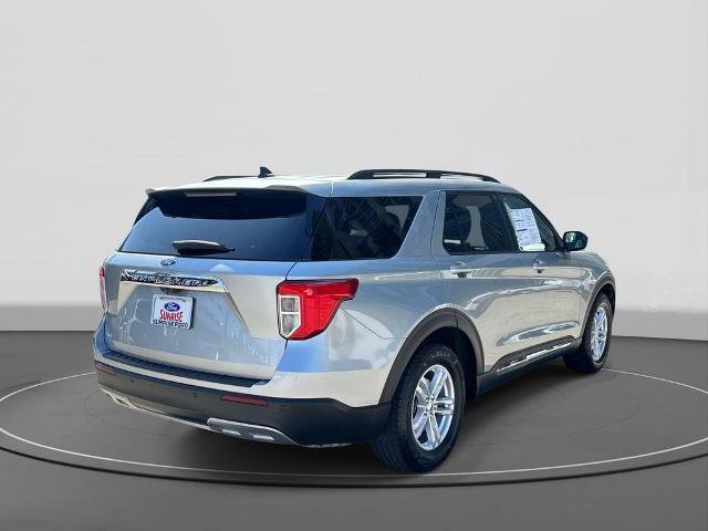 Certified 2022 Ford Explorer XLT w/ Equipment Group 202A RWD image 5