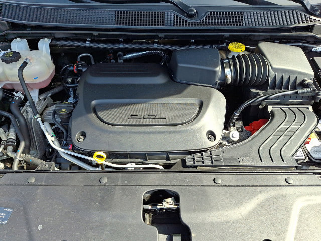 Used 2026 Chrysler Pacifica Limited FWD image 30
