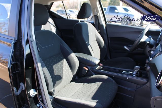 Used 2022 Nissan Kicks SV image 11