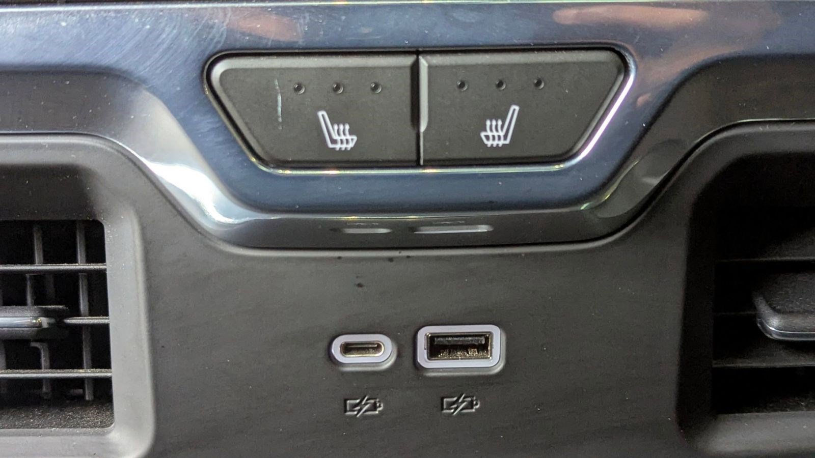 Used 2022 Chevrolet Silverado 1500 High Country w/ Z71 Off-Road Package image 24