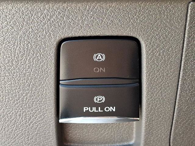 Certified 2024 Ford Transit 350 XLT RWD image 27
