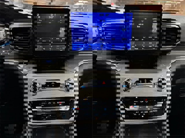 Certified 2023 Ford Explorer XLT w/ Equipment Group 202A image 8