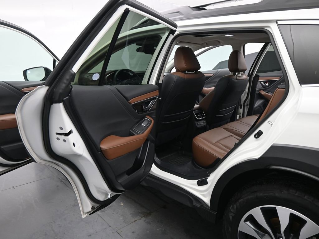 Used 2024 Subaru Outback Touring XT image 44