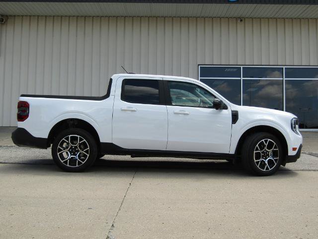 Certified 2025 Ford Maverick Lariat w/ 4K Tow Package AWD/4WD image 2