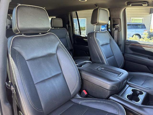 Used 2023 Chevrolet Suburban Premier RWD image 13