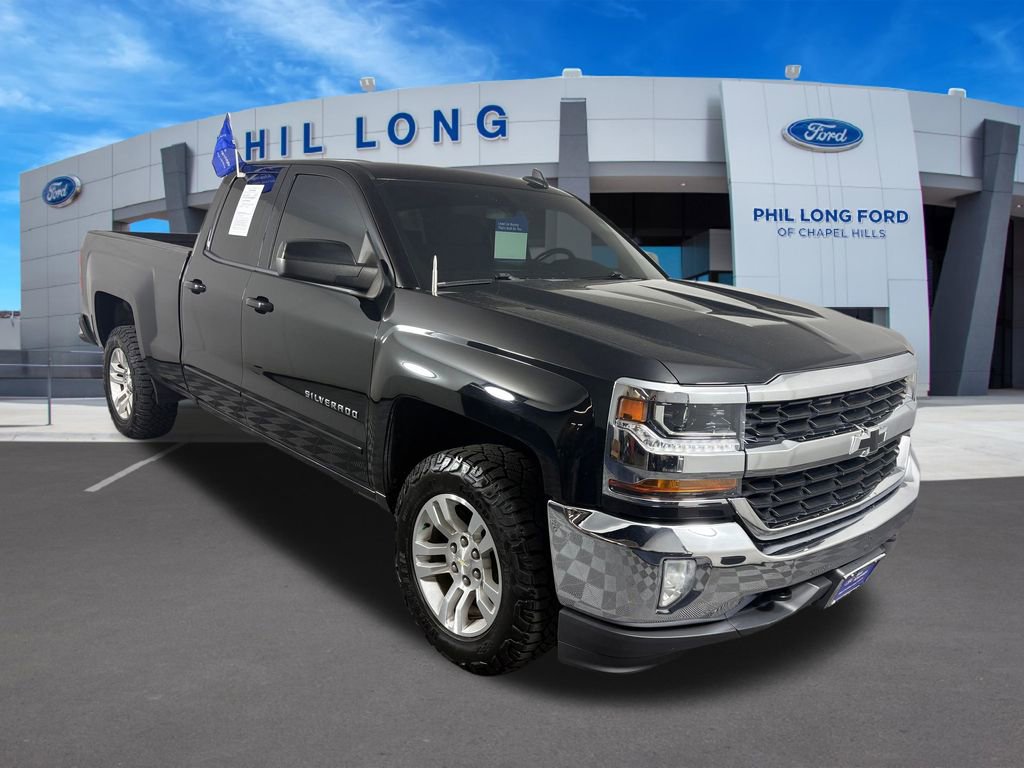 Used 2017 Chevrolet Silverado 1500 LT w/ All Star Edition AWD/4WD image 7