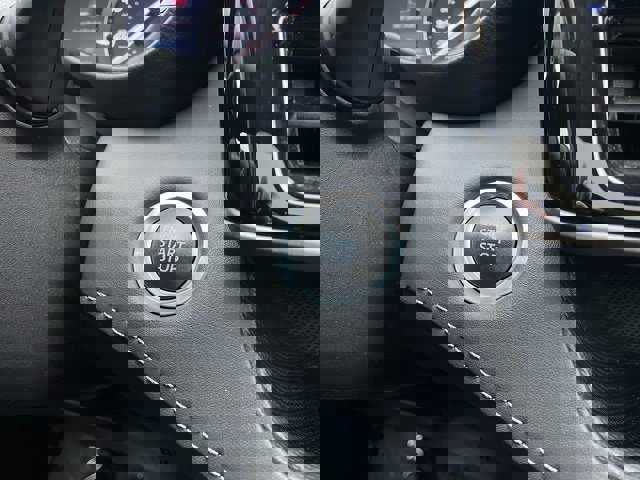 Used 2020 Toyota Highlander XLE image 21