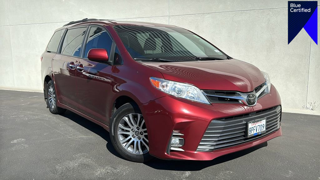 Used 2020 Toyota Sienna XLE w/ XLE Navigation Package